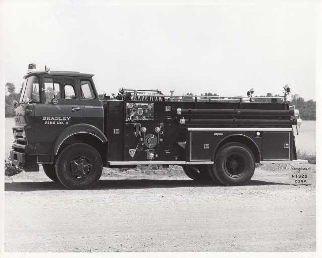1964 GMC 7000 Seagrave Corp N1920 Bradley Fire Co Fire Truck Press Photo 0032