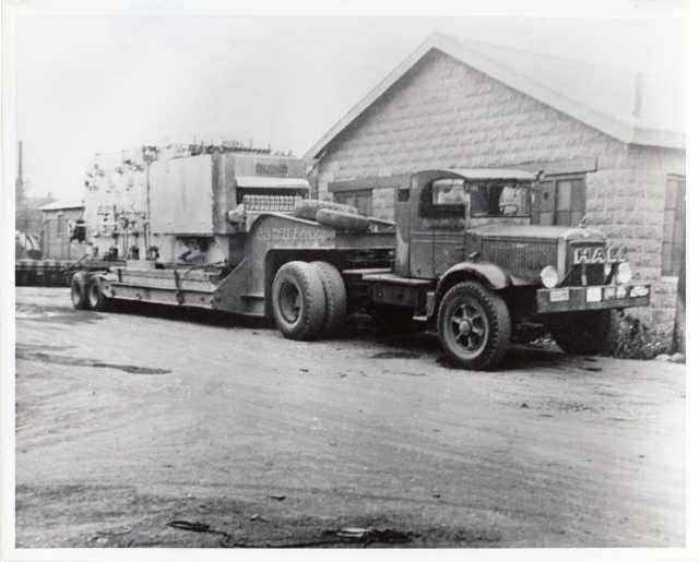1930s Era Mack Truck Photo 0023 - CE Hall & Sons
