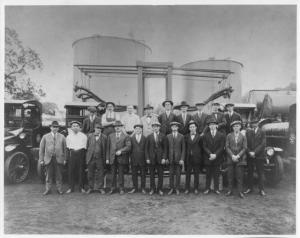 1923 Era Mack Aladdin Security Oil Tanker Trucks and Staff Photo 0029