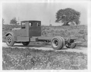 1923-1927 Era Mack Truck Chassis Factory Press Photo 0042