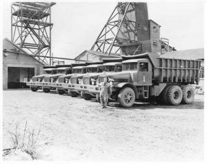 1940s Era Mack Dump Truck Fleet Press Photo 0065
