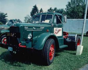1951 Mack LJ Truck Color Photo 0085 - J G Cadillac