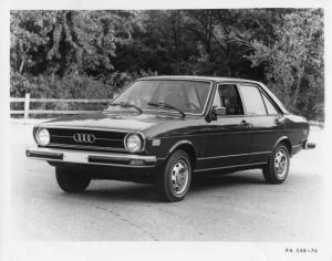 1976 Audi Fox Four-Door Sedan Press Photo and Release 0003