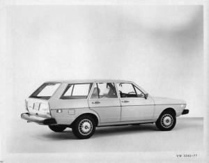 1977 VW Volkswagen Dasher Station Wagon Press Photo and Release 0029