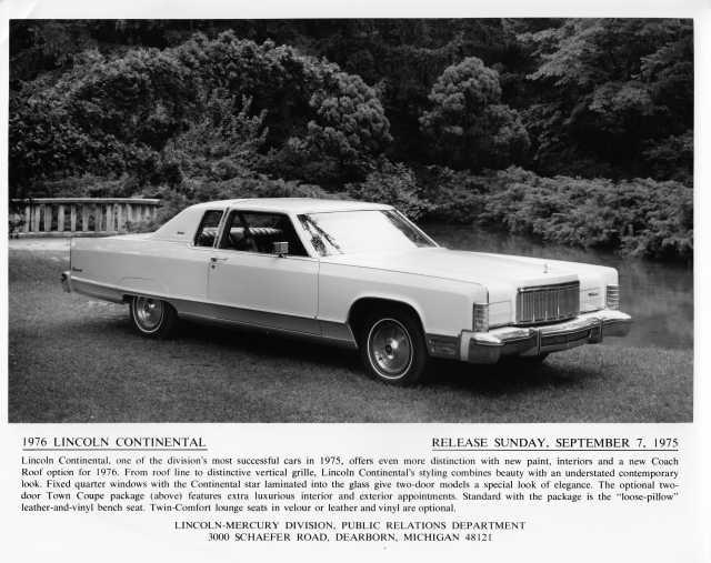 1976 Lincoln Continental Press Photo 0046