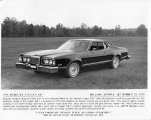 1976 Mercury Cougar XR-7 Press Photo 0093
