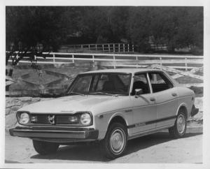 1976 Subaru DL 4-Door Sedan Press Photo and Release 0006