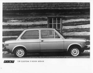 1976 Fiat 128 Custom 2 Door Sedan Press Photo 0003