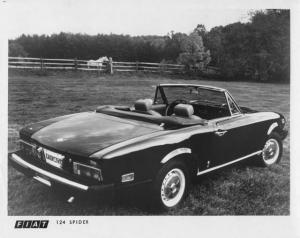 1976 Fiat 124 Spider Press Photo 0010