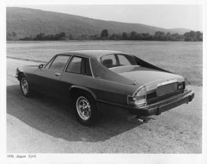1976 Jaguar XJ-S or S Type Press Photo and Release 0034