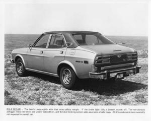 1975 Mazda RX-4 Sedan Press Photo 0019