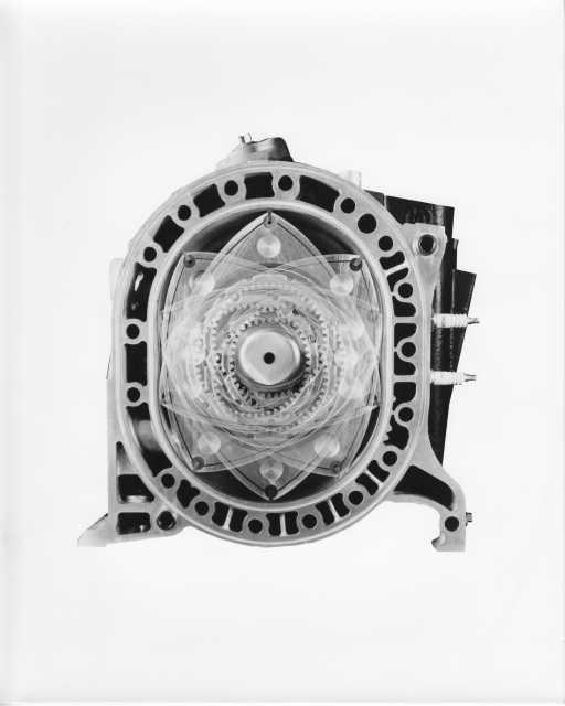 1976 Mazda Rotary Engine 5 Year Warranty Press Photo and Release 0037