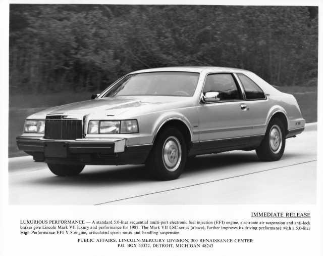 1987 Lincoln Mark VII Press Photo 0049