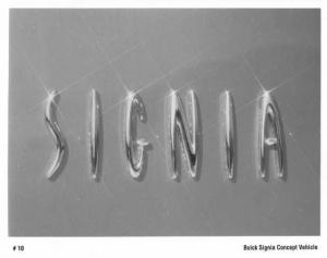 1998 Buick Signia Concept Vehicle Press Photo 0066