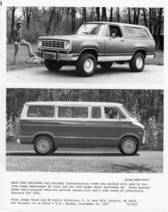 1976 Dodge Ramcharger SE and Royal Sportsman Press Photo 0050