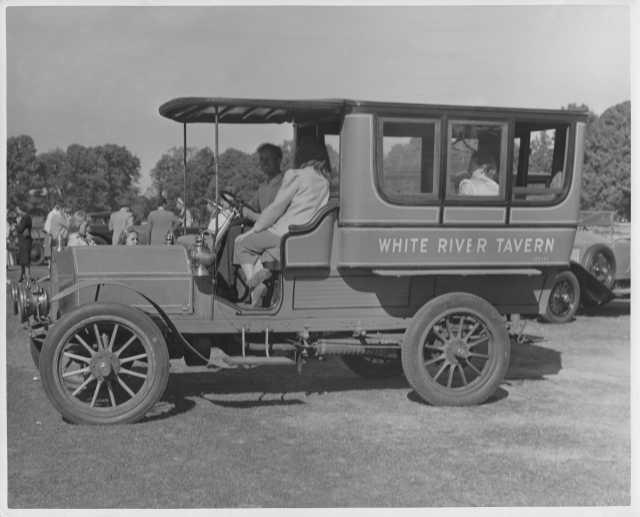 1910 White Depot Car at Larz Anderson Museum Photo 0001 - White River Tavern