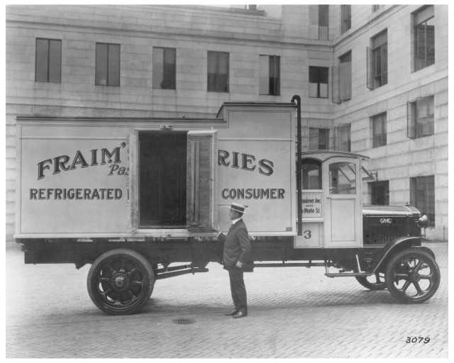 1921 GMC K Series Refrigerated Truck Factory Press Photo 0152 - Fraim