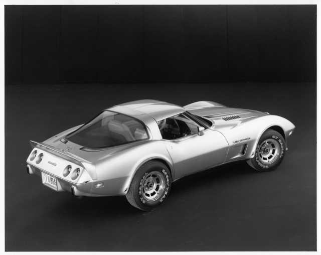 1980 Chevrolet Turbo Corvette Concept Auto Show Car Press Photo 0146