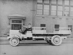 1912 GMC Truck Factory Press Photo with Linen Backing 0154