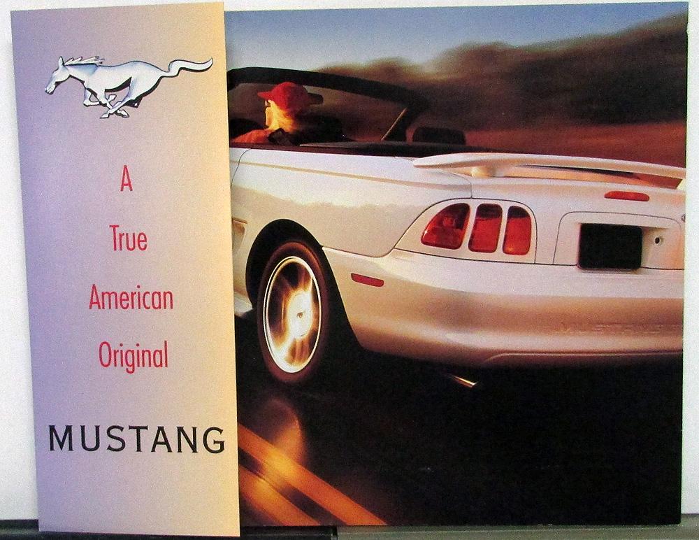 1997 Ford Mustang Coupe Convertible GT Training Folder Dealer Item Original