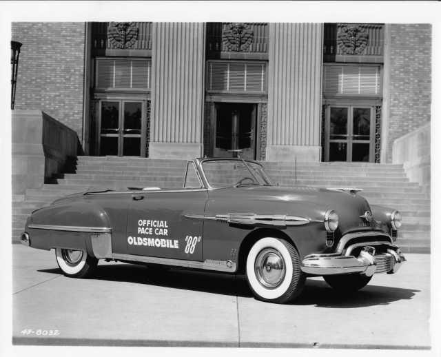 1949 Oldsmobile Rocket 88 Convertible Indy 500 Official Car Press Photo 0239