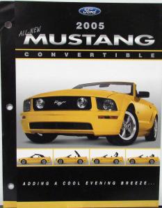 2005 Ford Mustang Convertible Dealer Item Only Folder ORIGINAL
