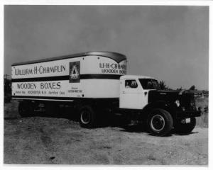 1939 Sterling William H Champlin Wooden Boxes Tractor Trailer Press Photo 0008