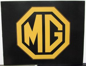 1980 MG Dealer Sales Brochure MGB Features & Specifications Original