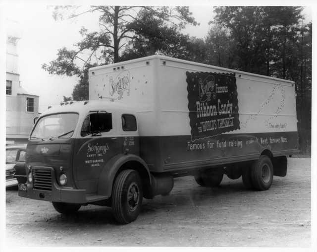 1955 White COE Truck Press Photo 0013 Sevigny Candy Inc