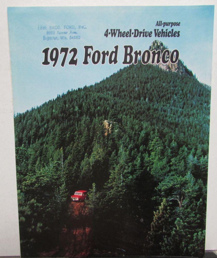 1972 Ford Bronco Wagon 4WD Sales Folder Brochure Original