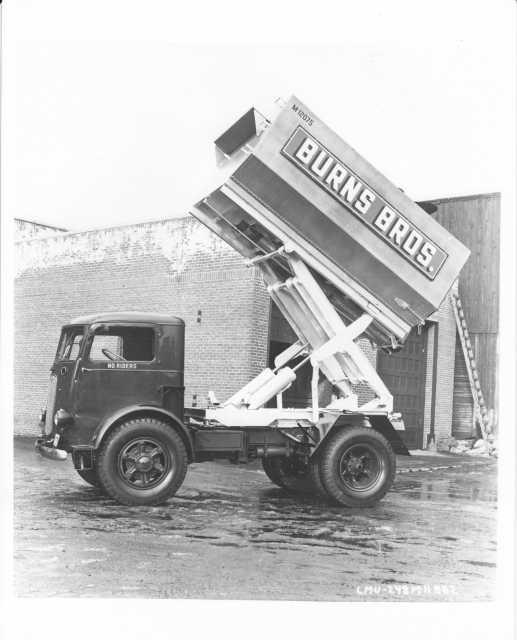 1948 Mack Burns Brothers Coal LMU Hi Lift Dump Truck Press Photo 0109
