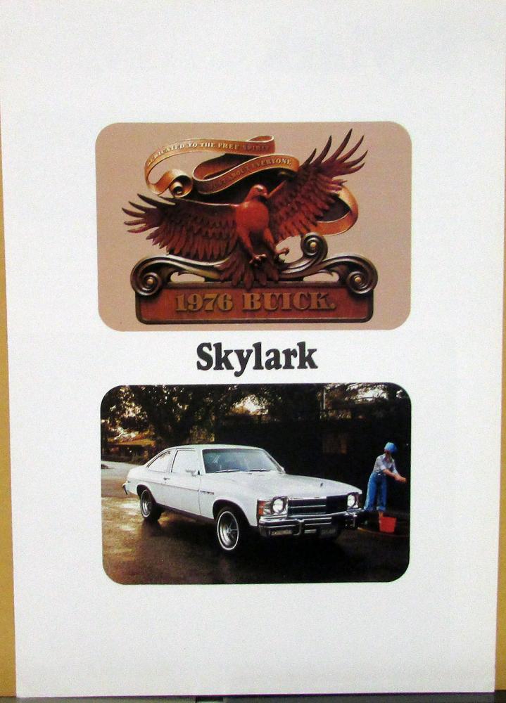 1976 Buick Skylark JAPANESE Sales Folder Brochure Specifications Original