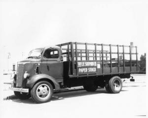 1940 Chevrolet CHS Kelly Stake Body Truck Press Photo 0209 - The IV Sutpnin Co