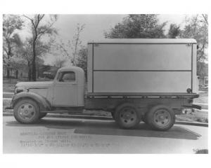 1939 Chevrolet Hercules-Lindsay Body Job 01 Box Truck Press Photo 0210