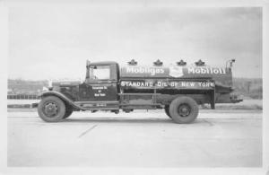 1930s Mobilgas Mobiloil Standard Oil of New York Tanker Truck Press Photo 0002