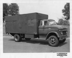 1966 Ford 600 Truck with Boyertown Body Press Photo 0198