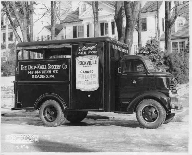 1941 Chevrolet Delp-Knoll Grocery Co Truck with Boyertown Body Press Photo 0236