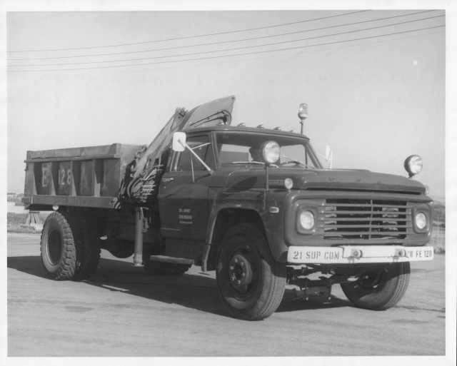 1967-1968 Ford Dump Truck w/Speed Loader Press Photo 0202 US Army