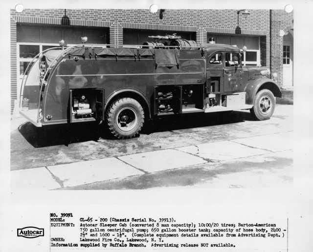 1950s Autocar CL-65-200 Pumper Truck Press Photo 0014 - Lakewood Fire Co