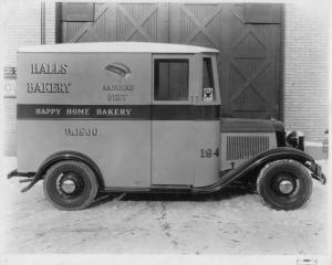 1934 Ford Model A Panel Truck Press Photo 0216 - Halls Bakery
