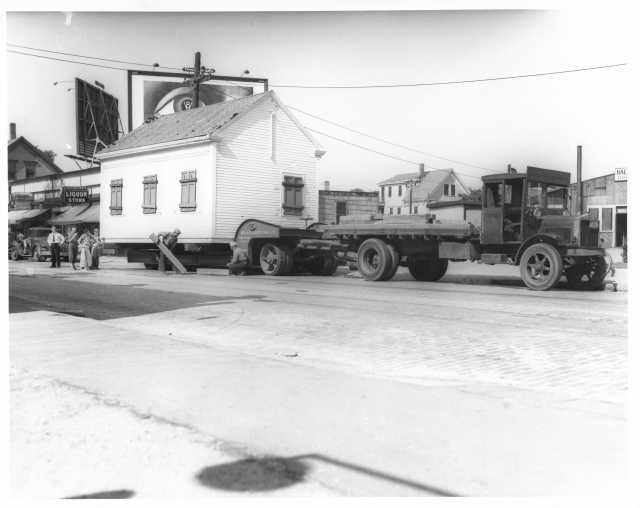 1920s White Truck House Moving via Trailer Lot of Photos 0032 McRae Ouderkirk Co