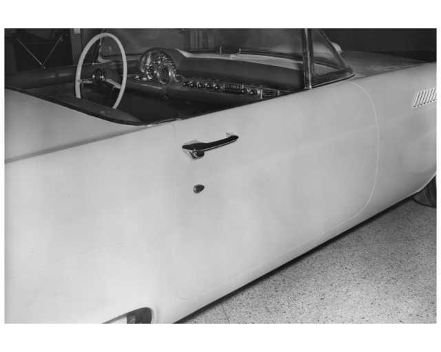 1955 Ford Thunderbird Study in Door Handle Design Press Photos Lot 0231