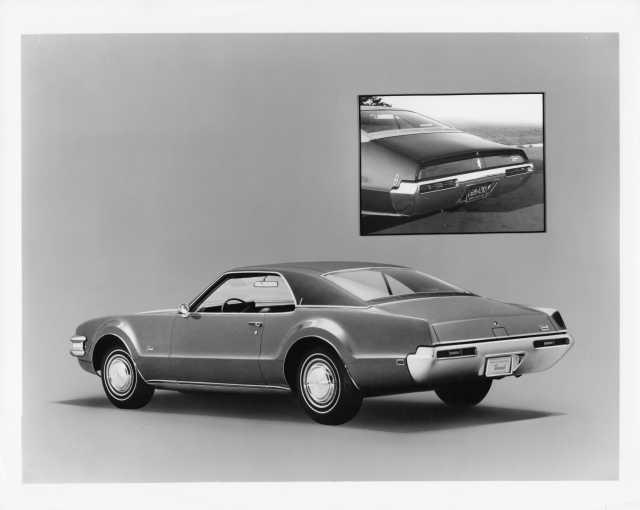 1969 Oldsmobile Toronado Press Photo 0243