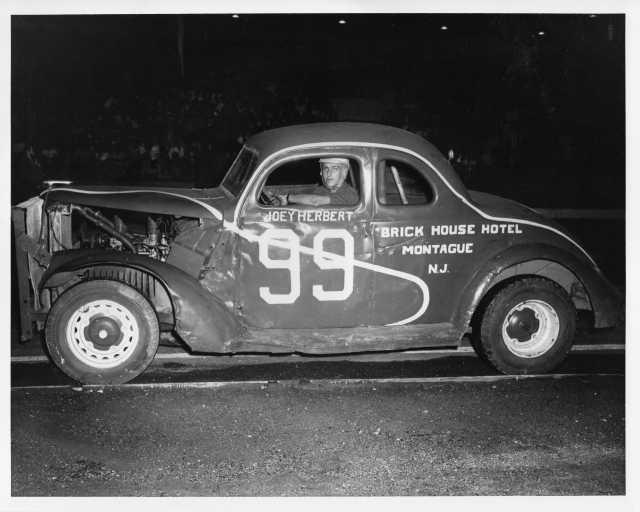 Joey Herbert - No 99 - Flathead Ford - Vintage Stock Car Racing Photo 0013