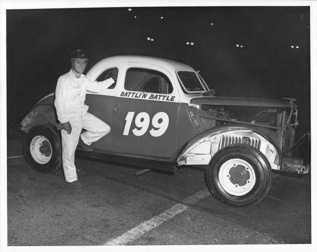 Tony Battle - Battlin Battle - #199 - Vintage Stock Car Racing Photo 0028