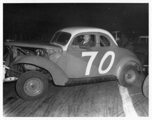 Johnnie Zeke - #70 - Vintage Stock Car Racing Photo 0032