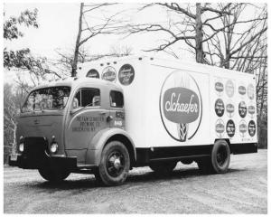 1952 White Schaefer Beer Truck w/ Gerstenslager Body Press Photo 0039 - Brooklyn