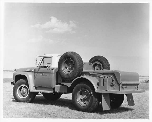 1965 Ford F-500 w/ Marmon Herrington AWD Truck Press Photo 0245 - Halliburton Co