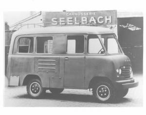 1948 Ford Marmon-Herrington Vanette Radio Van Press Photo 0248 - Belgium