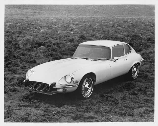 1973-1974 Jaguar E Type 2+2 Series 3 Press Photo 0041
